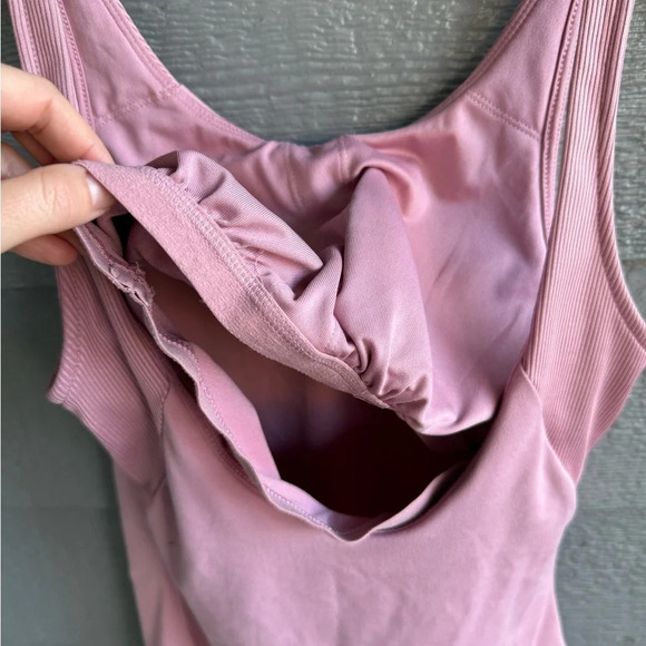 All In Motion Dusty Pink Activewear Tank Top Shelf Bra Pads Ribbed Scoop Back XS - Picture 4 of 7